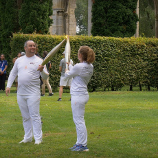 La flamme olympique à l'Abbaye le 18 juillet 2024